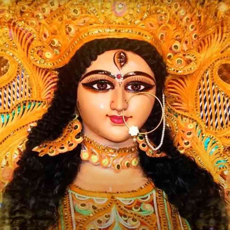 Maiya Ka Chola Hai Rangla